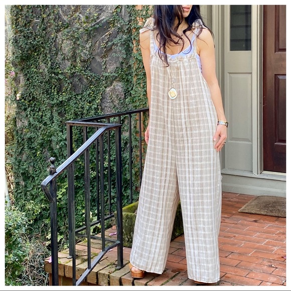 Loose fit cotton chic jumpsuit/jumper with pockets - Picture 2 of 8